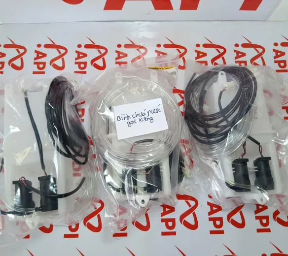 Bình chứa nước gạt kiếng xe xúc lật LonKing