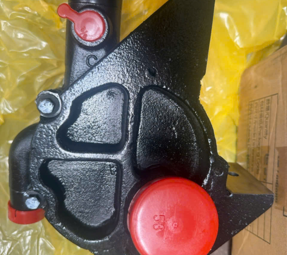 Bơm nước xe xúc lật LiuGong mã SP181543