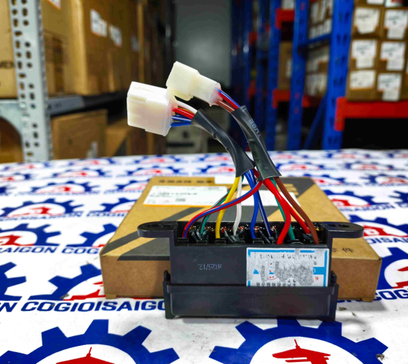 Hộp cầu chì 30ejl xe nâng Liugong hàng chính hãng 