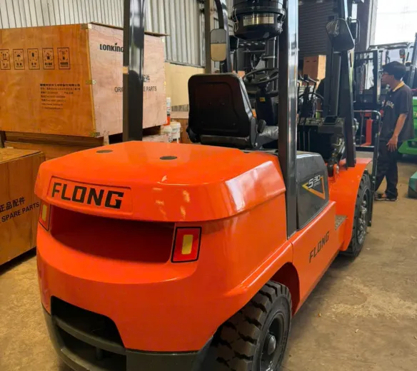 xe nâng dầu Trung Quốc FLONG CPCD30-5 3 tấn