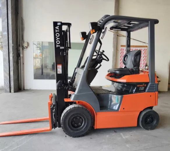 Xe nâng Nhật cũ Toyota 7FBJ15 điện 1.45 tấn